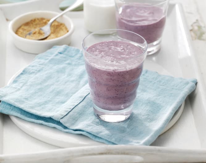 Smoothie de plátano y arándanos