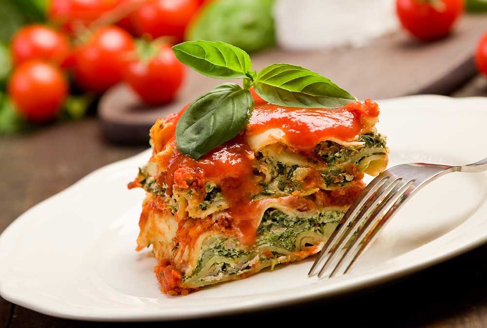 LASAÑA DE TOMATES FRITOS Y PESTO