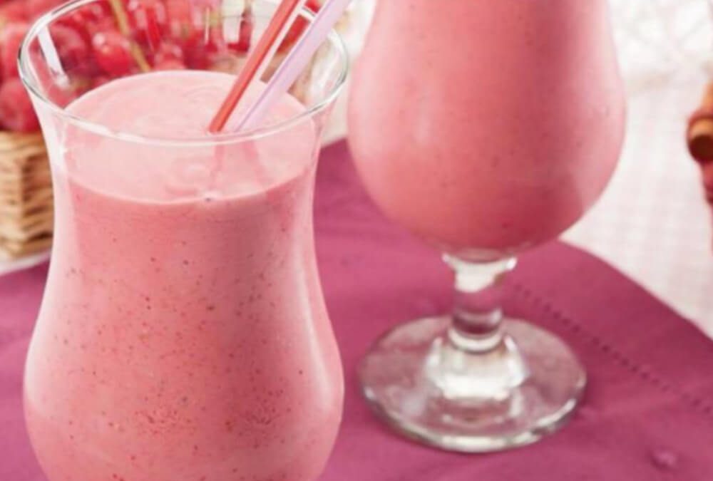 SMOOTHIE DE COCO Y FRUTOS ROJOS